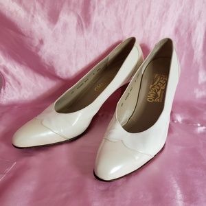 Salvatore Ferragamo 2 Tone Spectator Pumpsr